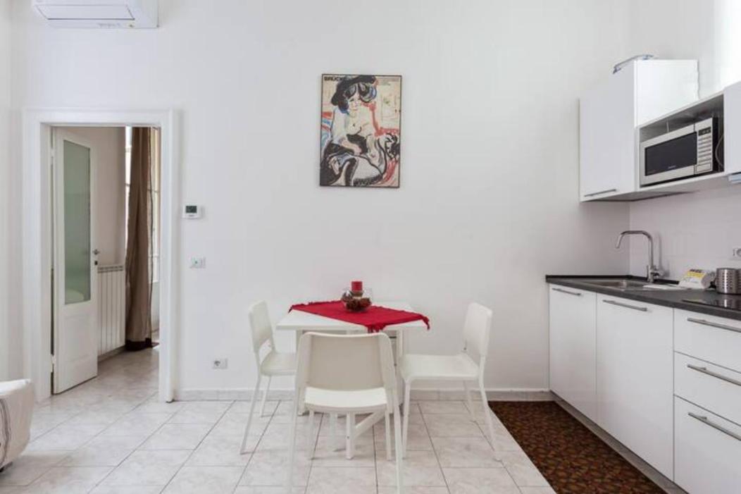 Isola And Zara Comfortable Apartment Милан Экстерьер фото